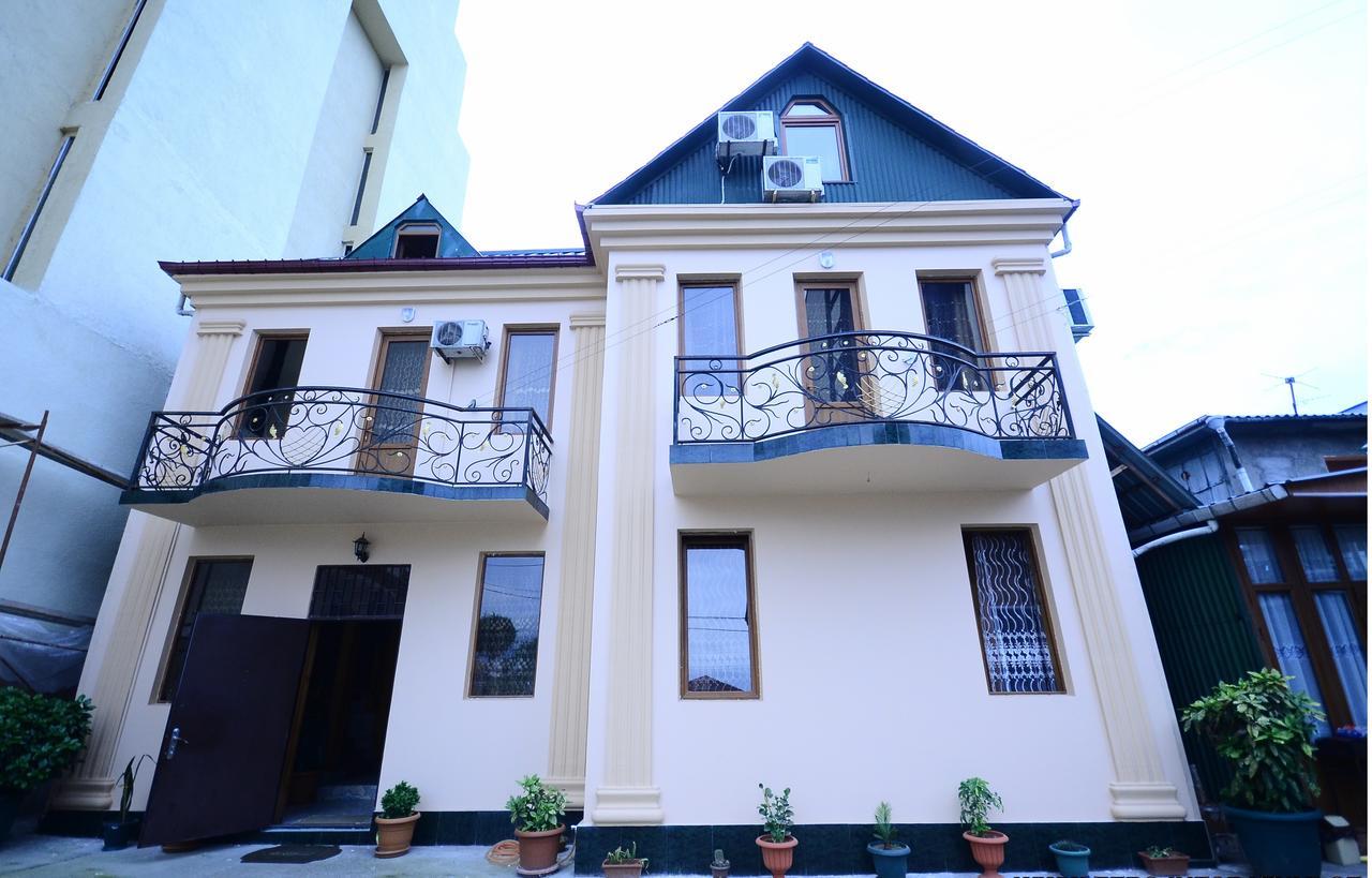 Zebo Hotel Batumi Exterior photo