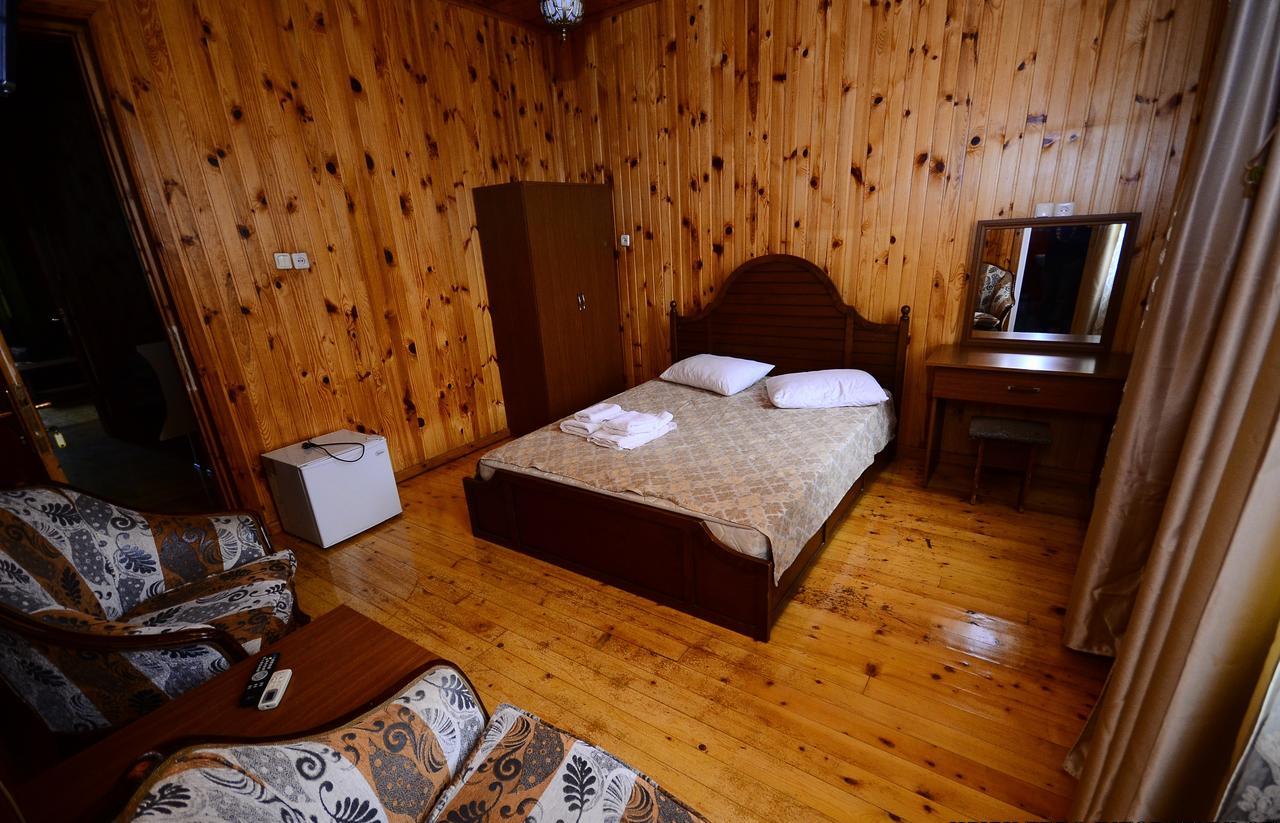 Zebo Hotel Batumi Exterior photo